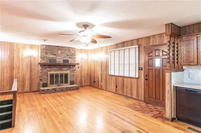 $180,000 | 11314 East Park Street, Sugar Creek, MO 64054