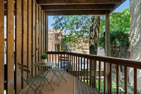 $649,900 | 1050 West Webster Avenue, Unit 1E, Chicago, IL 60614