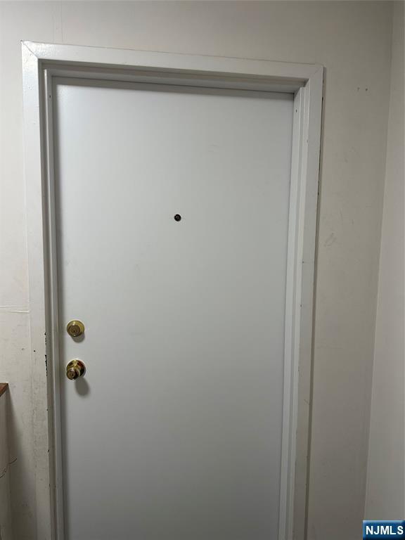 46 Ferry Street, Unit 3F Newark, NJ 07105 - Photo 4 of 14 a bathroom with a shower