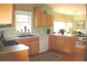 51 Rambling Rose Drive Manchester, NH 03109 - Photo 4 of 12