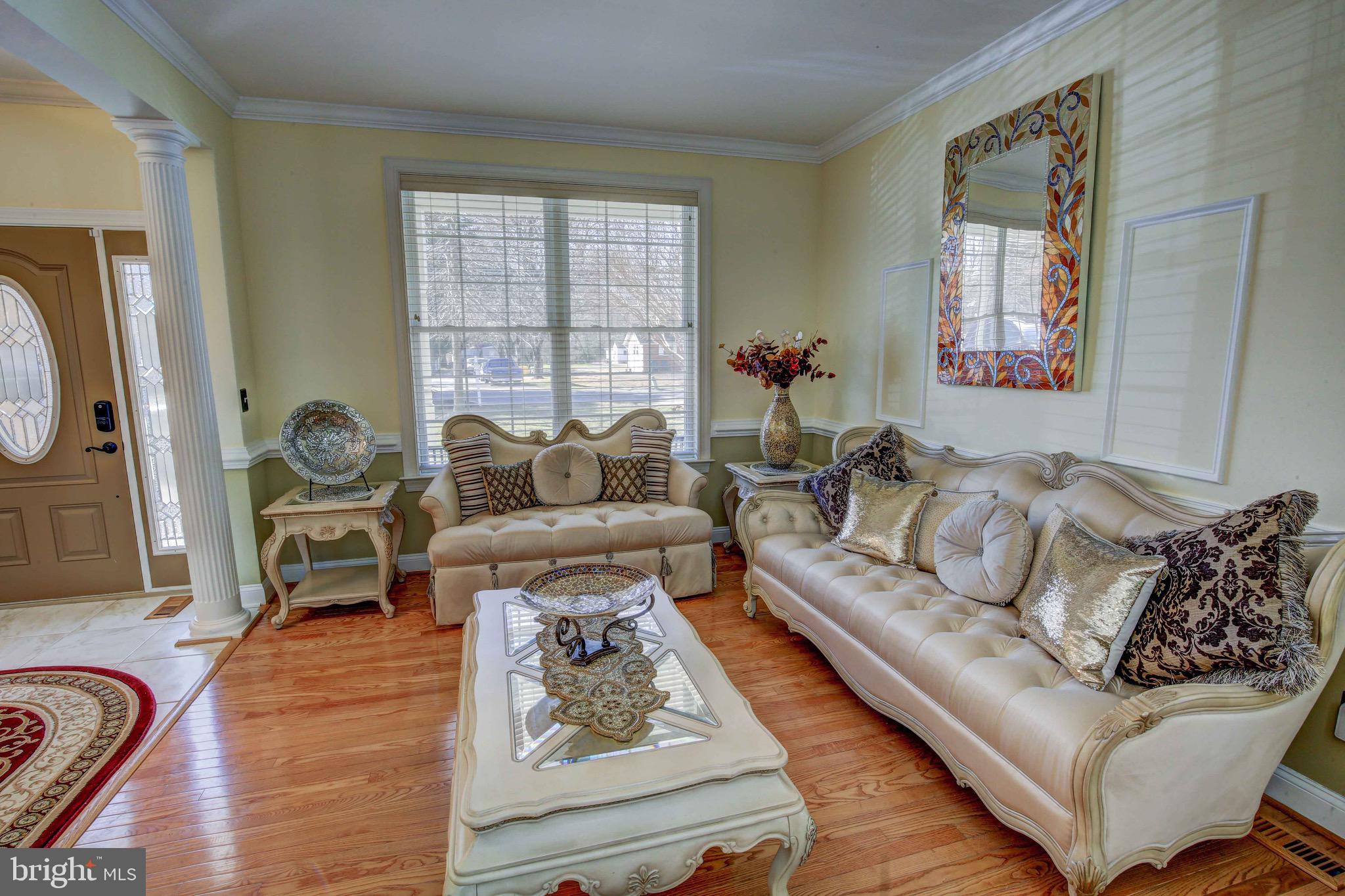 86 Jones Station Road Arnold, MD 21012 - Photo 12 of 42 Formal living room at entrance