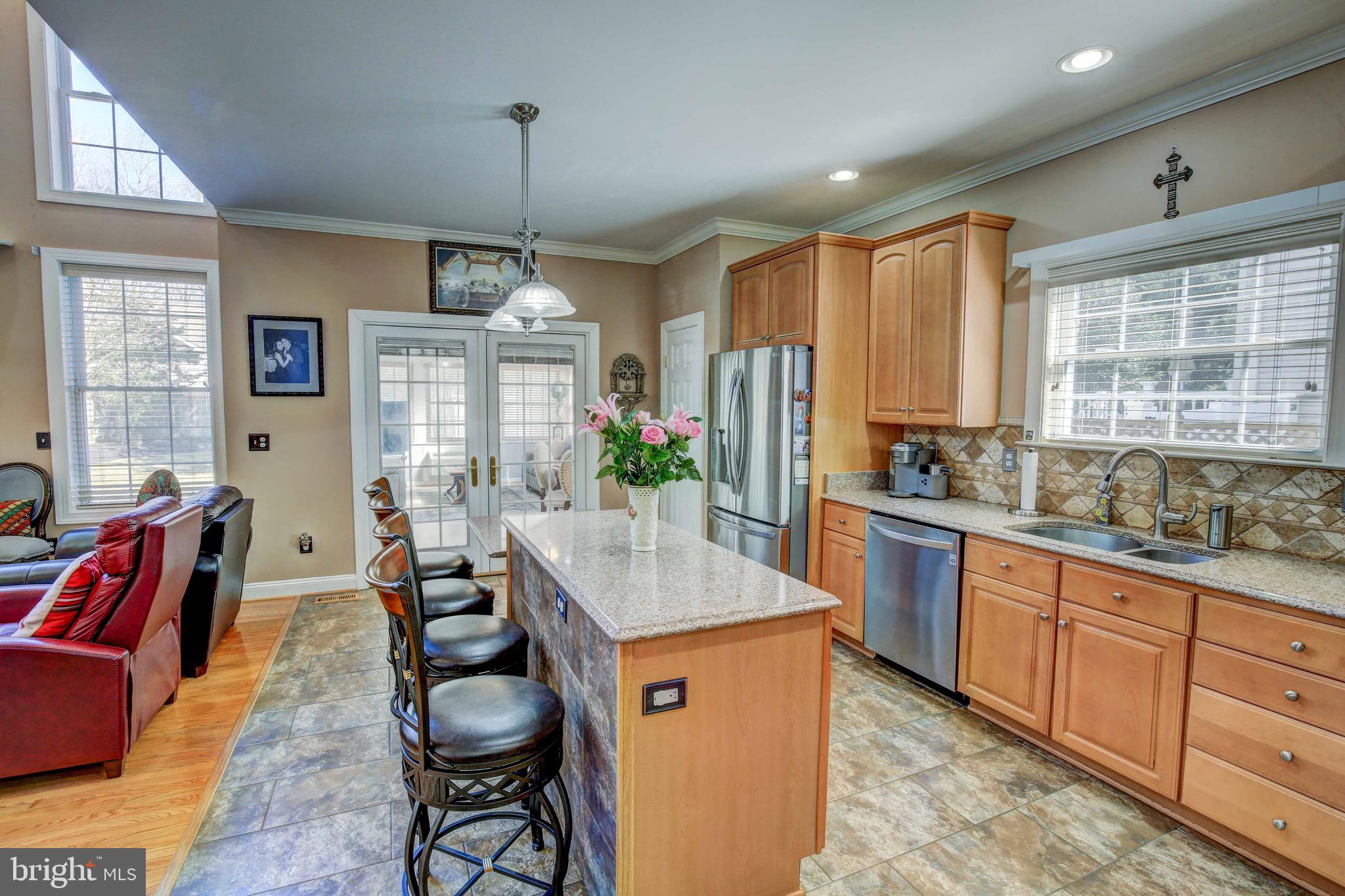 86 Jones Station Road Arnold, MD 21012 - Photo 20 of 42 Nice, bright kitchen
