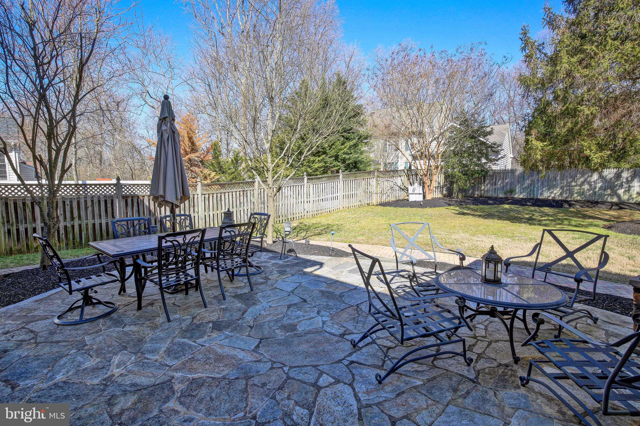 86 Jones Station Road Arnold, MD 21012 - Photo 40 of 42 Rear exterior landscaping