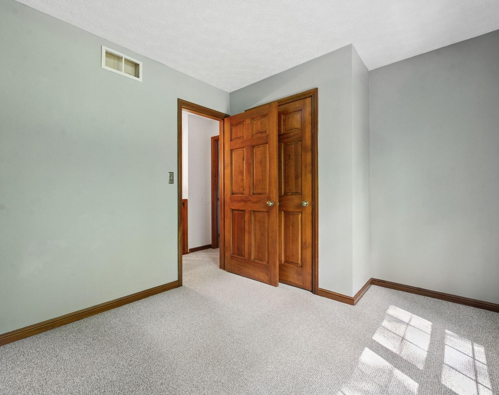 5846 Houchard Road Dublin, OH 43016 - Photo 33 of 43