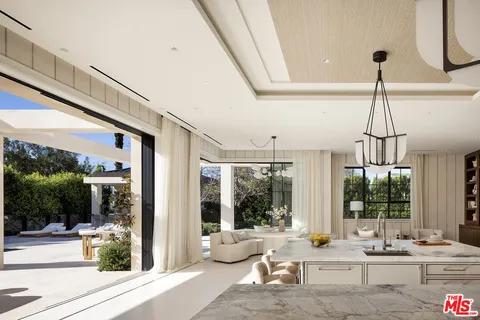 $36,950,000 | 721 North Bonhill Road, Los Angeles, CA 90049