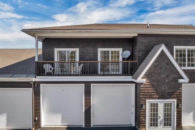 $510,000 | 41 Glendale Place, Unit 13 A & B, Gilford, NH 03249