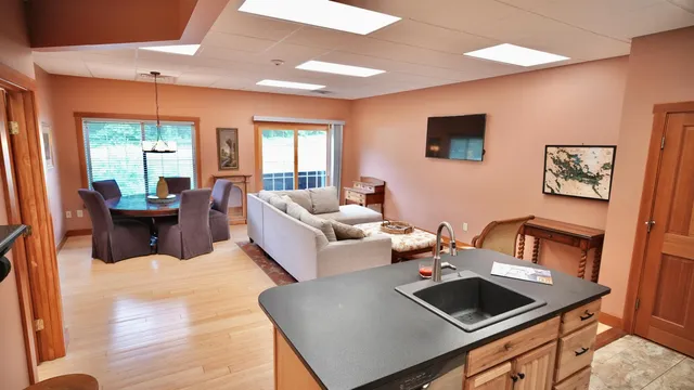 $510,000 | 41 Glendale Place, Unit 13 A & B, Gilford, NH 03249