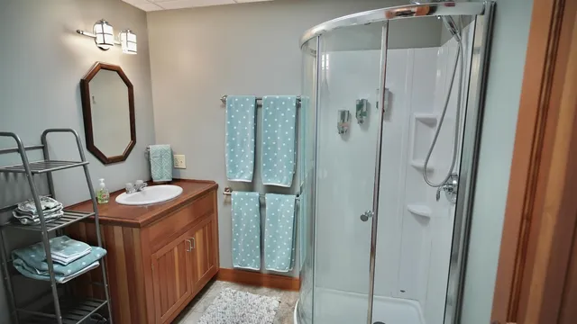 $510,000 | 41 Glendale Place, Unit 13 A & B, Gilford, NH 03249