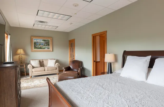 $510,000 | 41 Glendale Place, Unit 13 A & B, Gilford, NH 03249