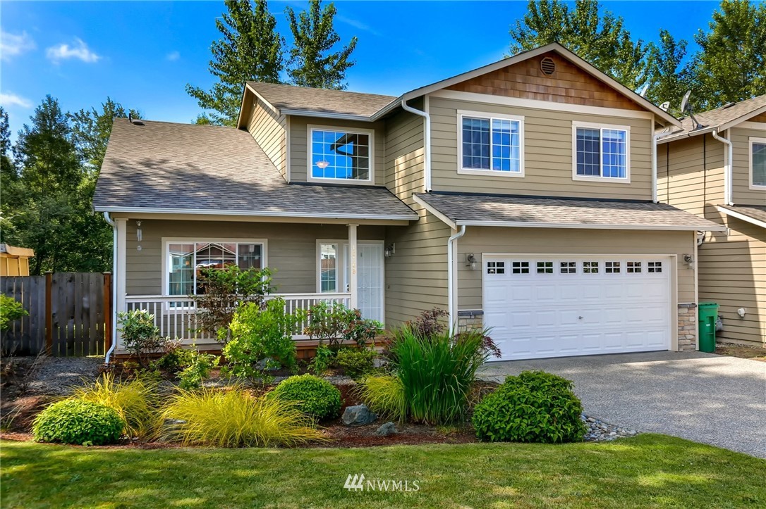 1016 Center Road, Unit B Everett, WA 98204 - Photo 1 of 22