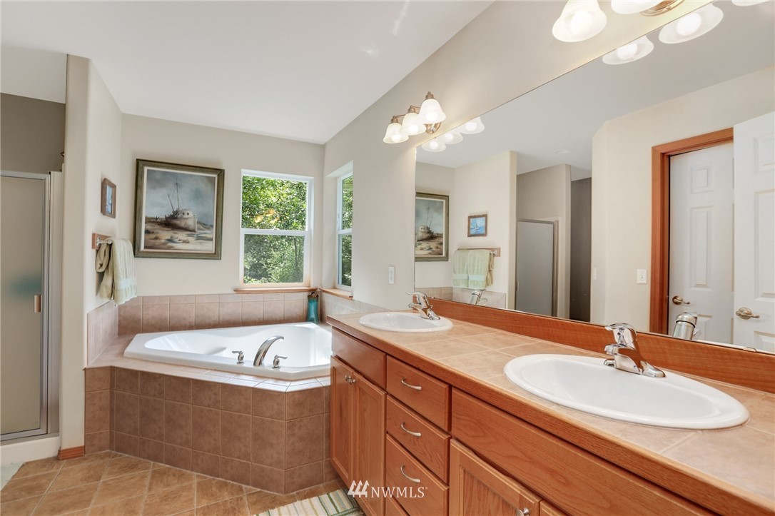 1016 Center Road, Unit B Everett, WA 98204 - Photo 14 of 22
