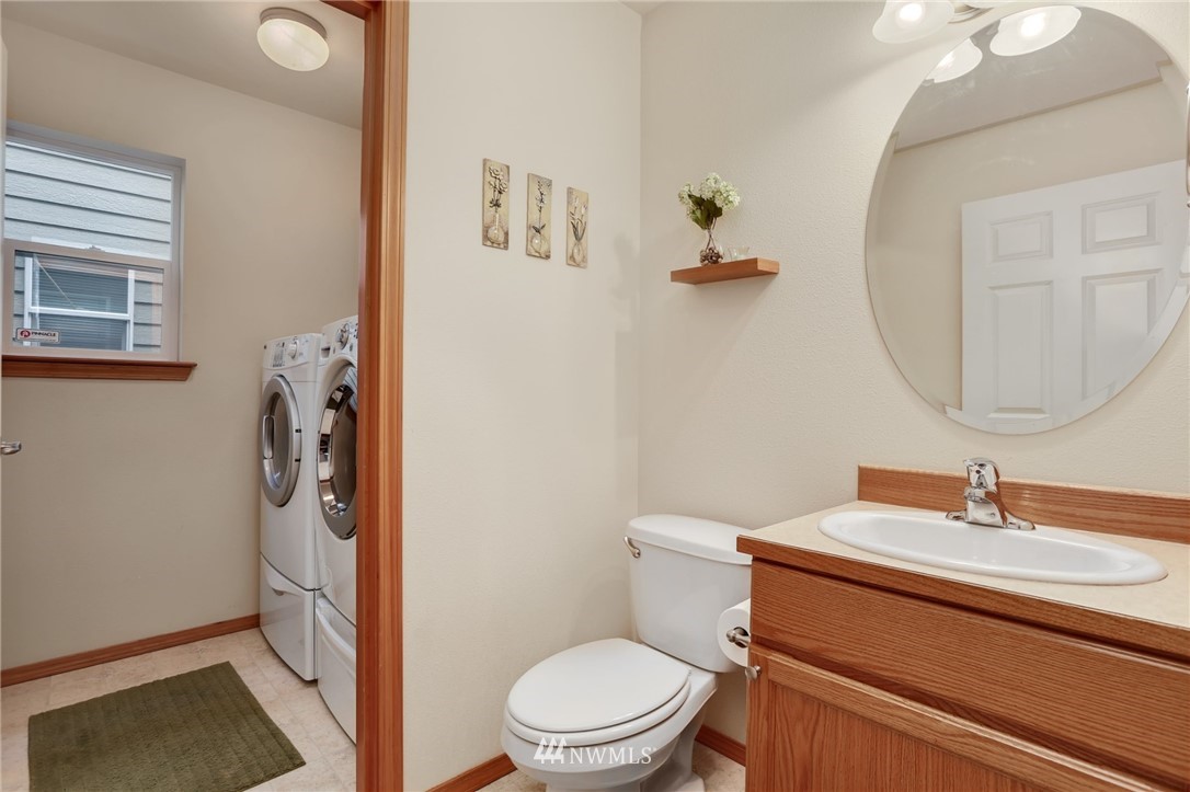 1016 Center Road, Unit B Everett, WA 98204 - Photo 18 of 22