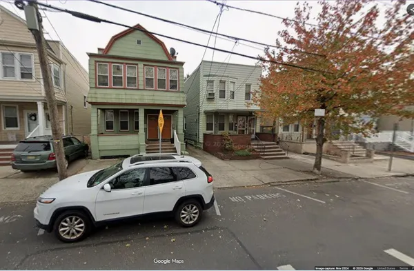 $2,100 | 78 Sterling Avenue, Unit 1, Jersey City, NJ 07305