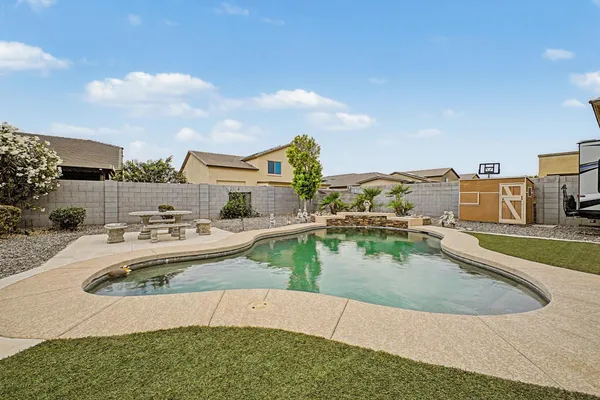 $2,700 | 18235 West Ida Lane, Surprise, AZ 85387