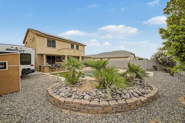 $2,700 | 18235 West Ida Lane, Surprise, AZ 85387