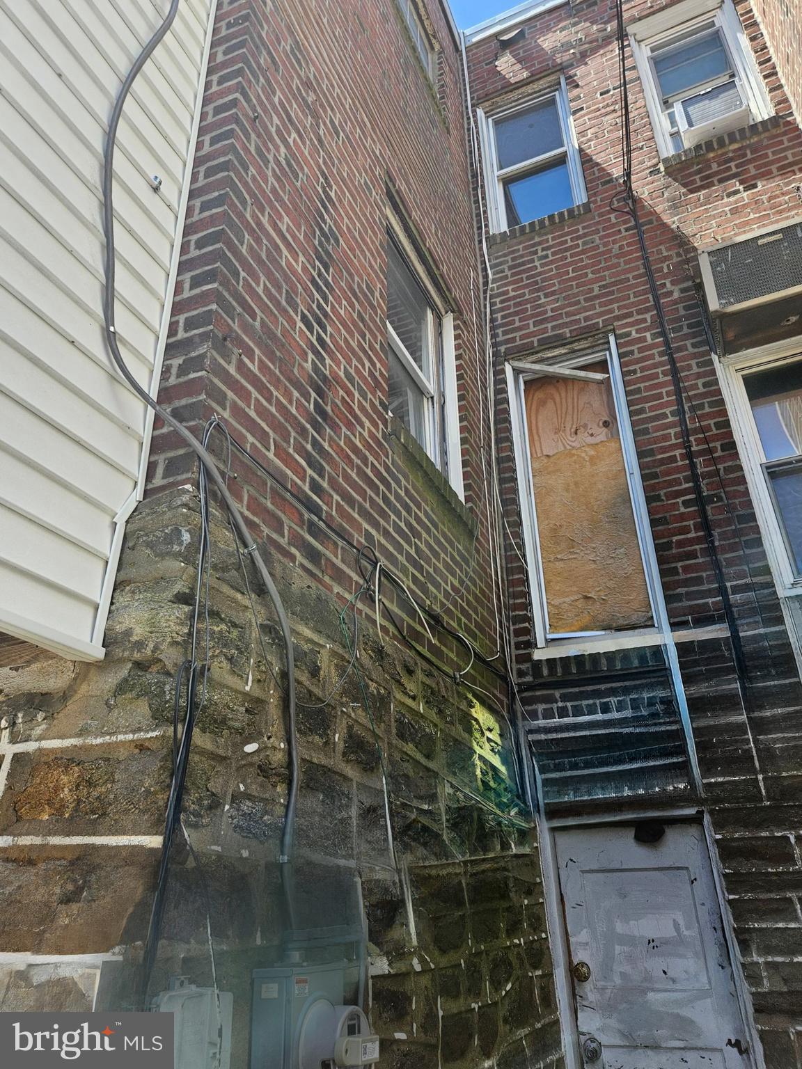 4613 Vista Street Philadelphia, PA 19136 - Photo 7 of 21 a view of a brick building