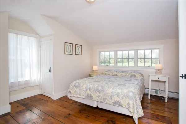 $3,500 | 15 Snell Road, Little Compton, RI 02837