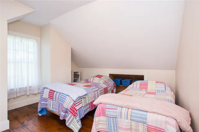 $3,500 | 15 Snell Road, Little Compton, RI 02837