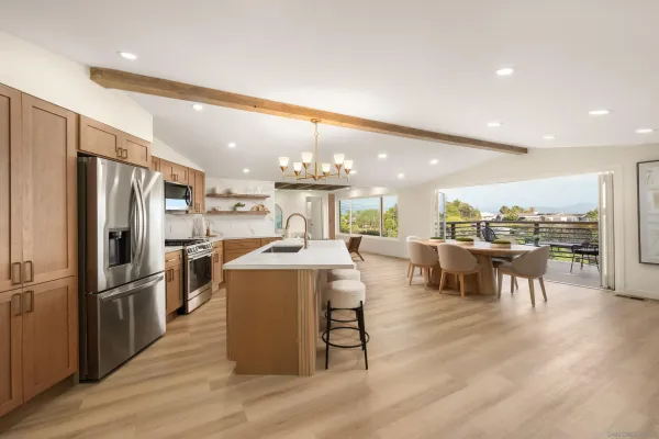 $1,399,000 | 10111 Pinnacle Lane, La Mesa, CA 91941