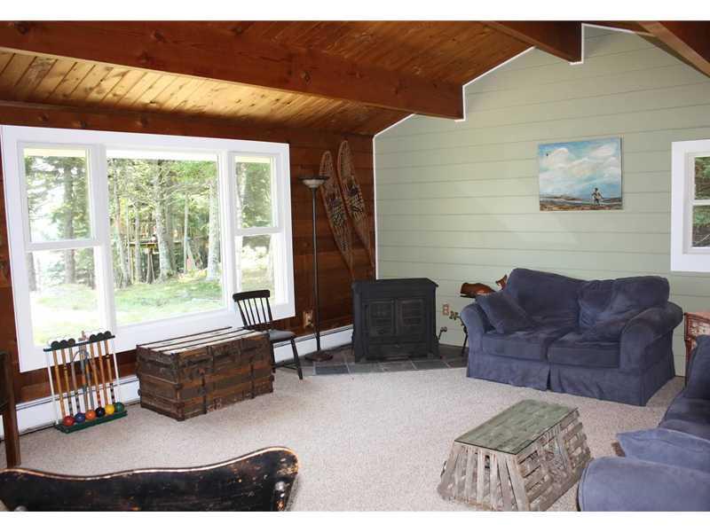 18 Wrong Road Swans Island, ME 04685 - Photo 10 of 35 Living Room.