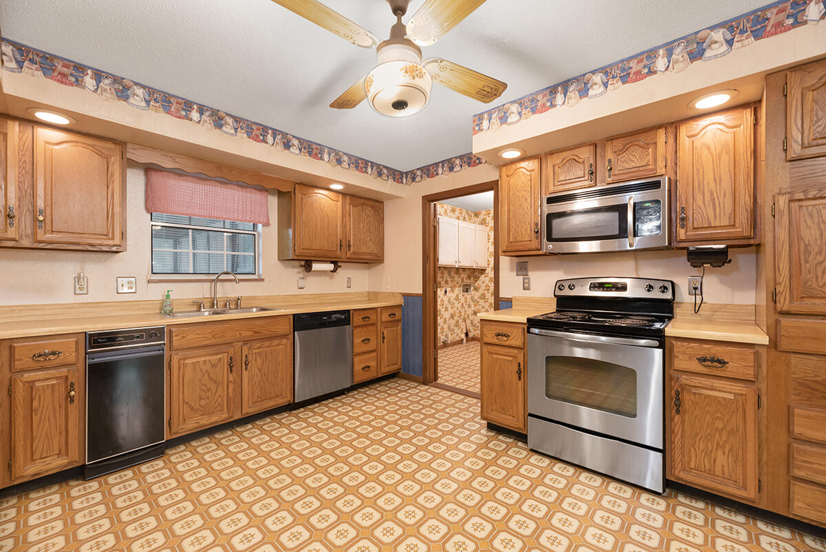 7412 Wickam Road Knoxville, TN 37931 - Photo 3 of 38 DSC_7538