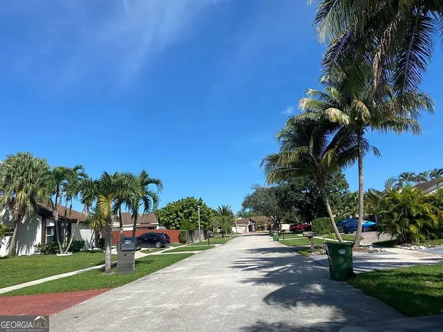 $491,710 | 521 Southwest 167th Terrace, Weston, FL 33326