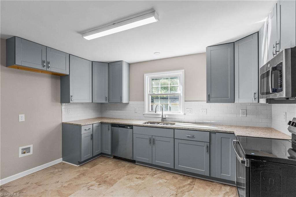 532 Cedar Mountain Road Mayodan, NC 27027 - Photo 8 of 22