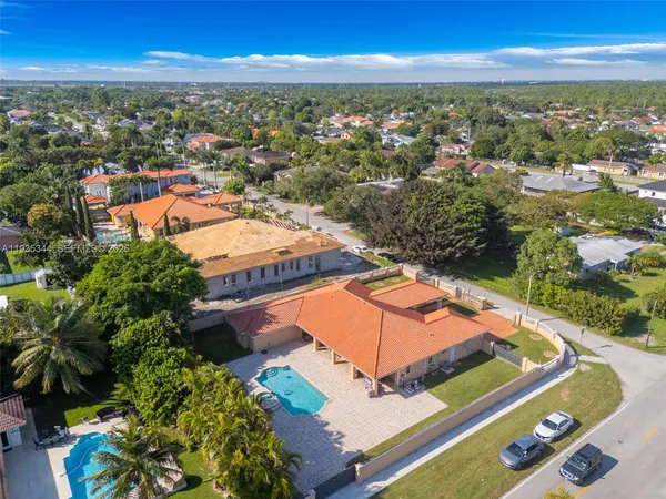 an aerial view of an ocean