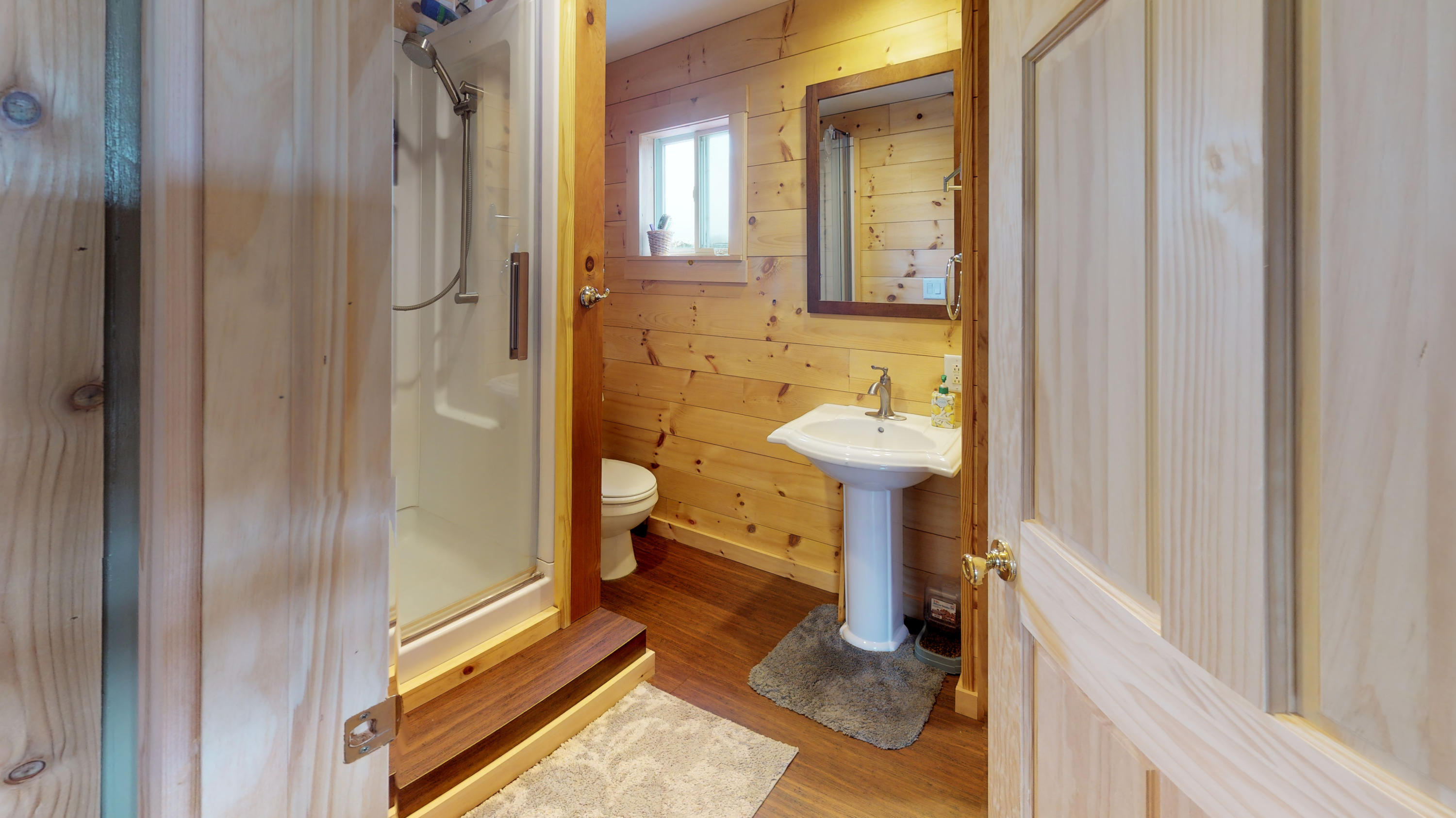 17 Weskeag Road Owls Head, ME 04854 - Photo 33 of 44 2nd Floor Bathroom