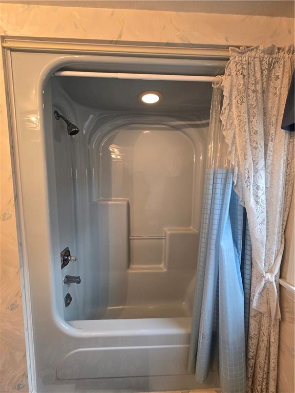 205 Hamburg Road Greenville, PA 16125 - Photo 27 of 39 a bathroom with a bathtub and shower