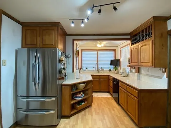 $335,000 | 297 Sherwood Drive, Rockport, TX 78382