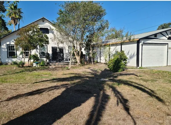 $335,000 | 297 Sherwood Drive, Rockport, TX 78382