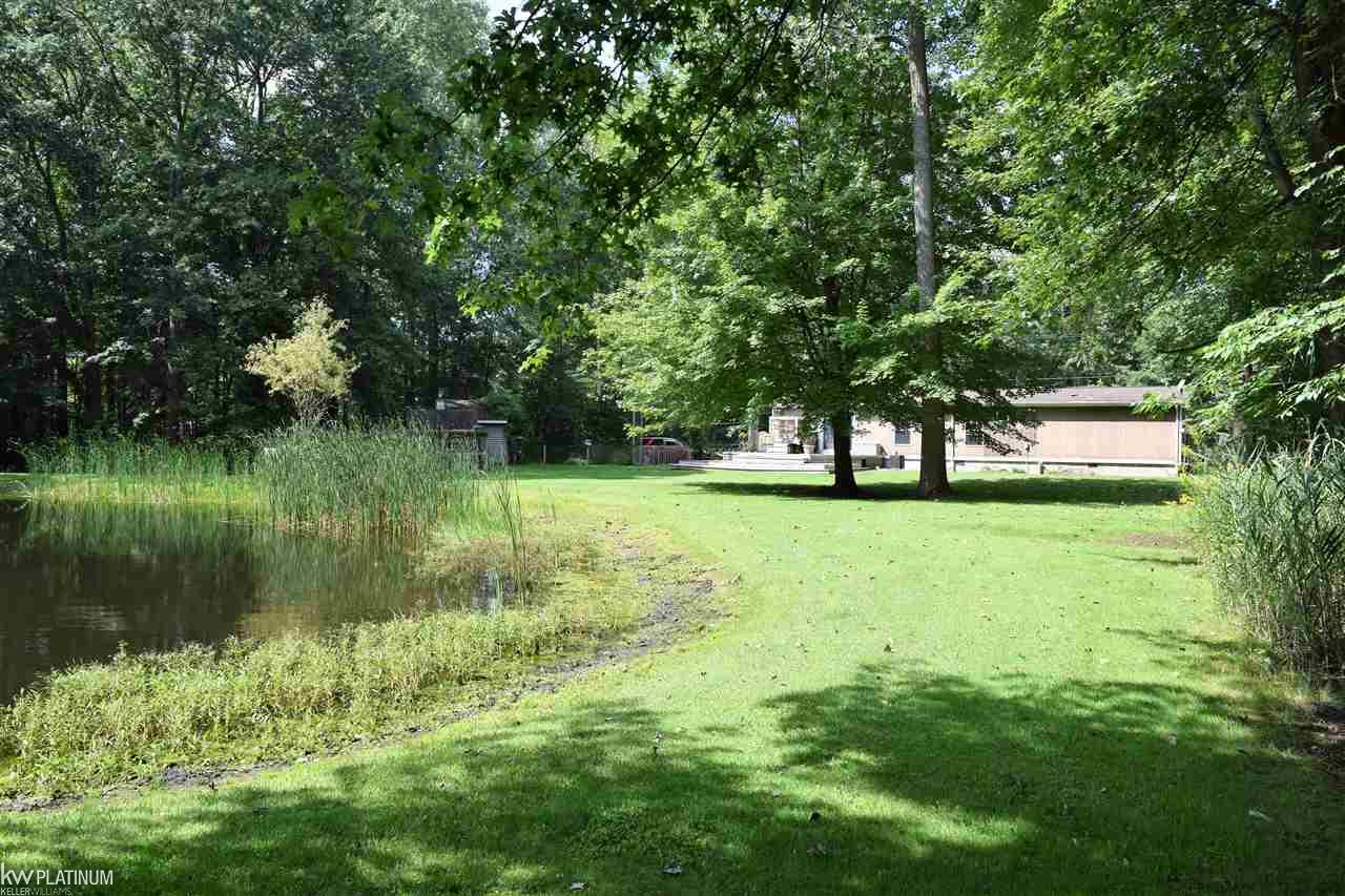 9115 Folkert Road Algonac, MI 48001 - Photo 27 of 31 31328712-26.JPG