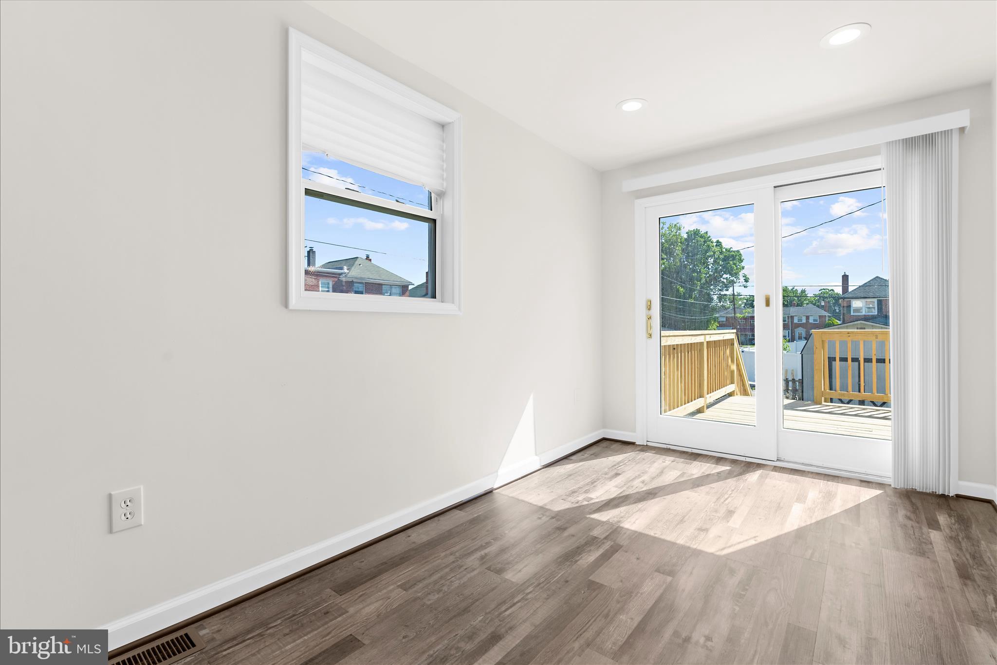2703 Creston Road Baltimore, MD 21222 - Photo 7 of 38