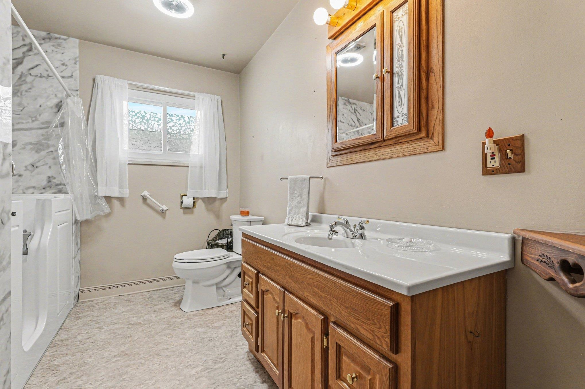 701 Rhodes Street Pinconning, MI 48650 - Photo 11 of 16