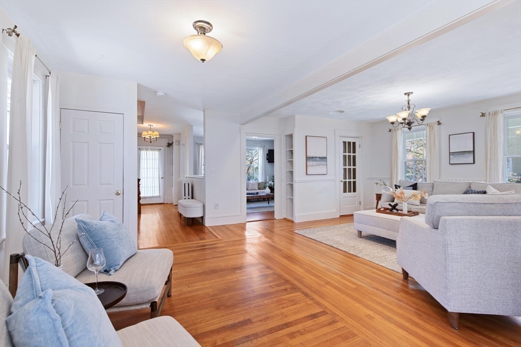 20 Prospect Street Reading, MA 01867 - Photo 7 of 25