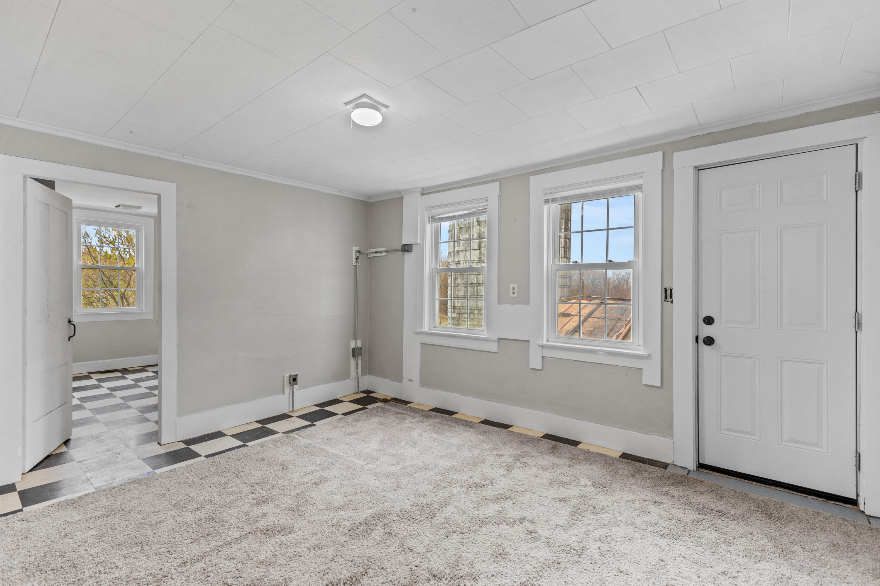 377 Hanson Ridge Road Sanford, ME 04083 - Photo 20 of 54 337 Hanson Ridge Springvale_017