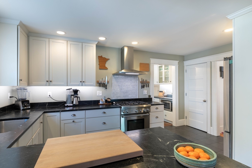 66 Maynard Road Northampton, MA 01060 - Photo 19 of 36 Gallery Image 19