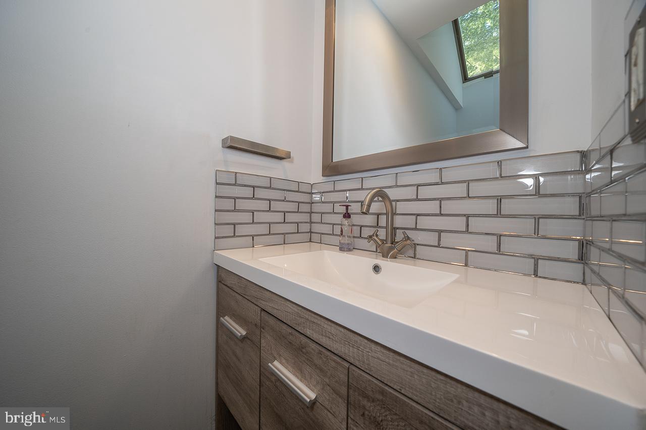 590 Old Eagle School Road Wayne, PA 19087 - Photo 8 of 57