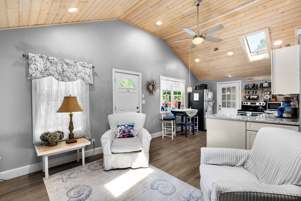 9 Shore Garden Road Hull, MA 02045 - Photo 18 of 39