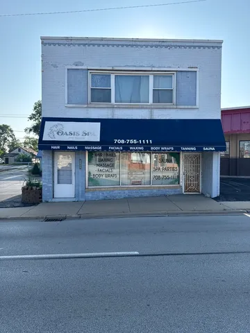 a view of building with a street