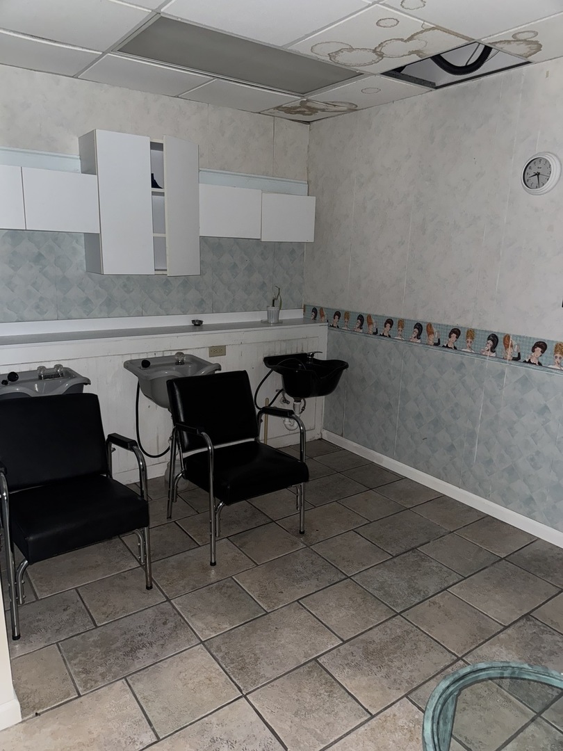 3033 Chicago Road South Chicago Heights, IL 60411 - Photo 31 of 42