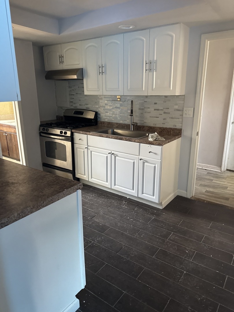 3033 Chicago Road South Chicago Heights, IL 60411 - Photo 6 of 42