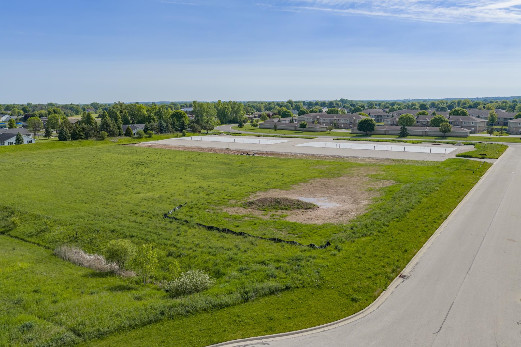 1662 Swan Road De Pere, WI 54115 - Photo 4 of 24