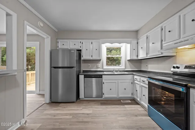 $229,900 | 106 Ronny Court, Jacksonville, NC 28546