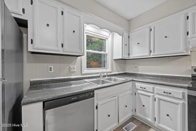 $229,900 | 106 Ronny Court, Jacksonville, NC 28546