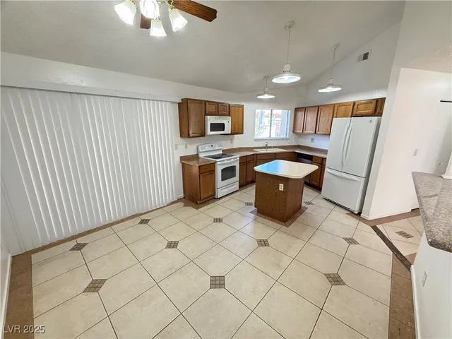 $1,850 | 6661 West Telegraph Road, Las Vegas, NV 89108