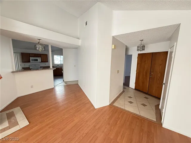 $1,850 | 6661 West Telegraph Road, Las Vegas, NV 89108