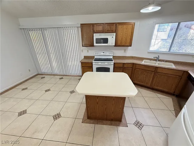 $1,850 | 6661 West Telegraph Road, Las Vegas, NV 89108