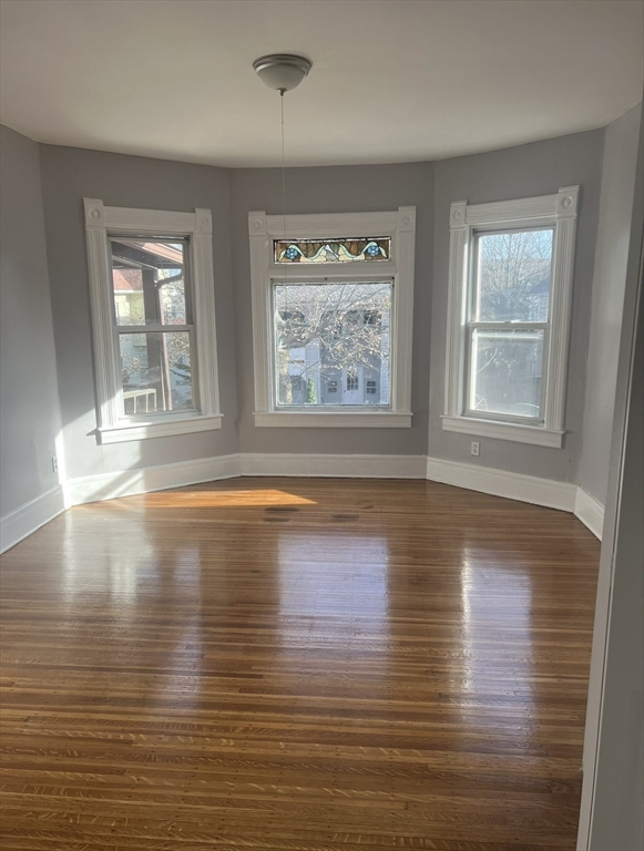 42 Hall Street Springfield, MA 01108 - Photo 5 of 10
